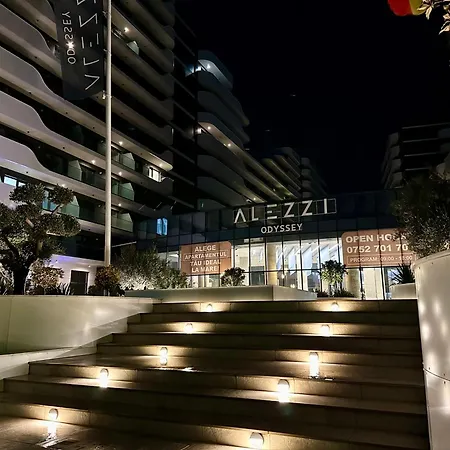 Sim Seaside Odyssey Apartman *