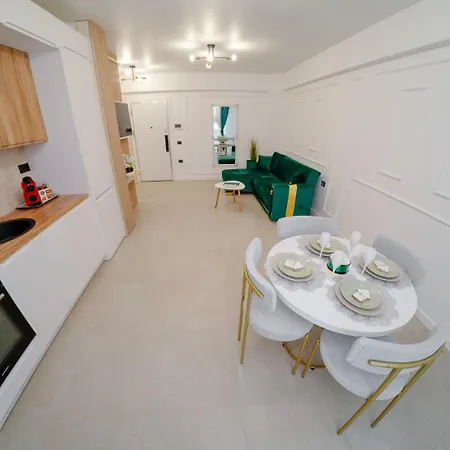 Apartman Sim Seaside Odyssey Năvodari