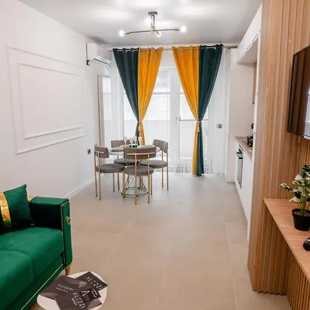 Sim Seaside Odyssey Apartman Năvodari