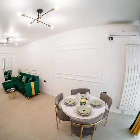 Sim Seaside Odyssey Apartamento Năvodari